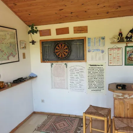 Lemoniegites Nyaraló