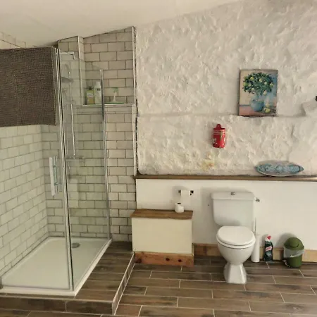 Lemoniegites Nyaraló Lemonie